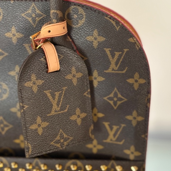 Louis Vuitton Limited Edition Iconoclasts Monogram Christian Louboutin Shopping - Picture 8 of 16
